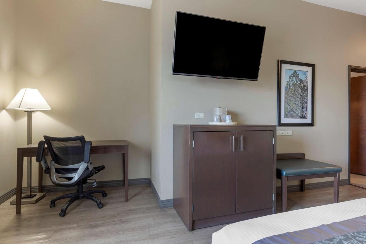 Best Western Plus Fort Stockton Hotel Exterior photo